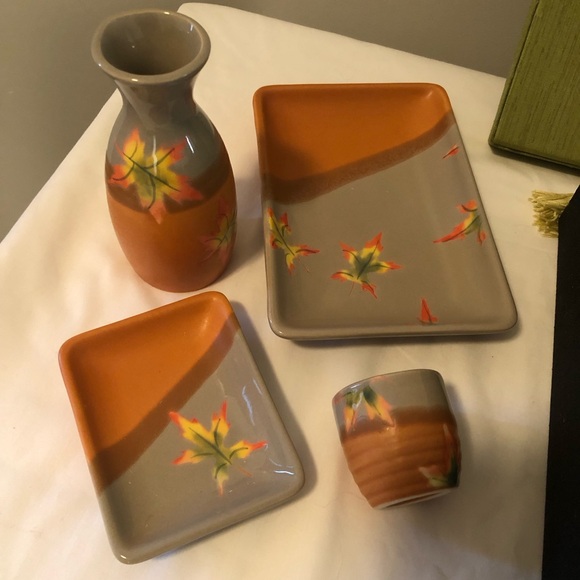 Silverstein for Asia Society, 4 Piece Sushi Set, Maple, Stoneware, like new! - Picture 3 of 7